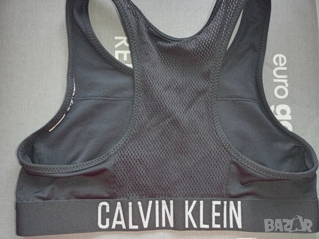 Горница на бански Calvin Klein XS, снимка 4 - Бански костюми - 35970347