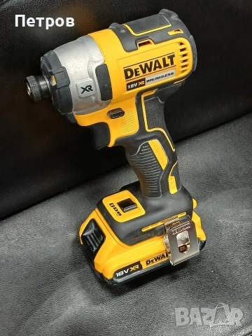 Акумулаторен ударен винтоверт DEWALT DCF887, снимка 2 - Винтоверти - 53427804
