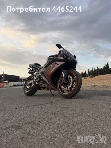 ПРОДАВА СЕ - Yamaha R1