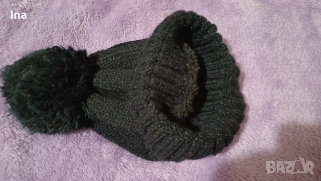 Нова черна шапка