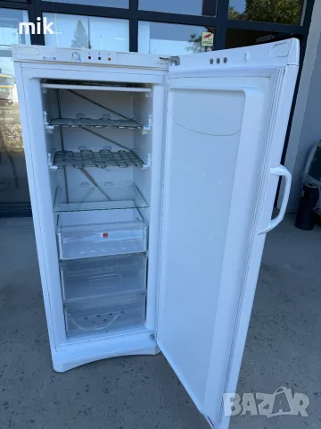 Фризер Indesit 160 см , снимка 8 - Фризери - 55985139
