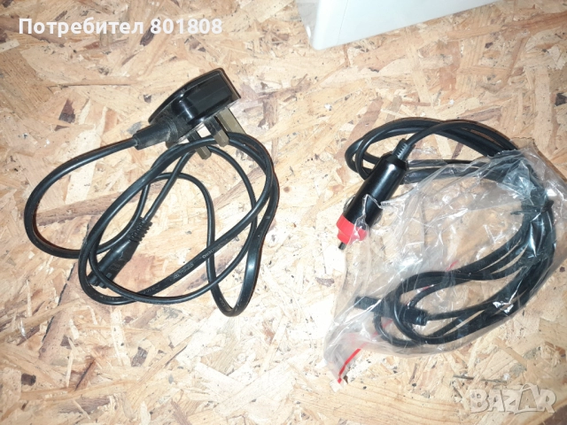 Мини хладилник 12V / 220V, снимка 6 - Хладилници - 51897249