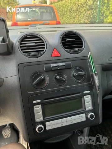 VW Caddy EcoFuel, снимка 8 - Автомобили и джипове - 55855655
