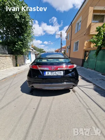 Honda Civic 2. 2 i-CTDi, снимка 4 - Автомобили и джипове - 55973559
