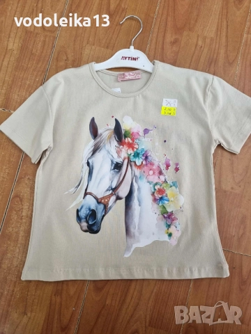 нова бежова тениска с конче