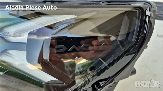 Ляв фар Dacia Duster 3 година 2024 2025 код 260603515R , снимка 5 - Аксесоари и консумативи - 50722449
