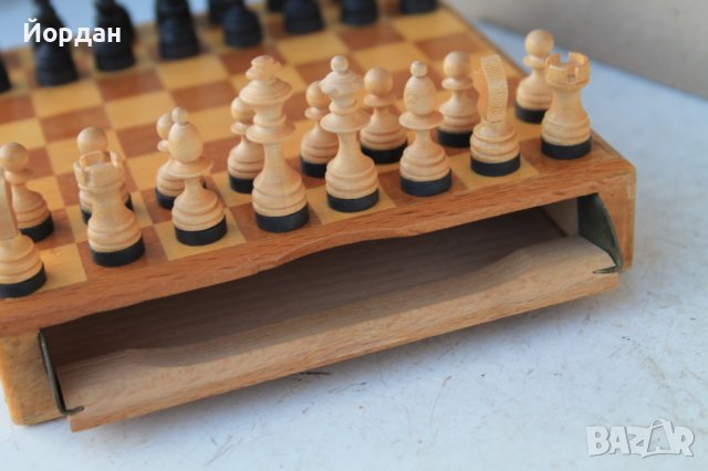Неизползван дървен туристически шах от '' ГДР '' с магнити, снимка 13 - Колекции - 40196771