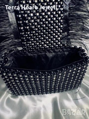 Дамска чанта от перли кристали и пера , снимка 9 - Чанти - 52502138