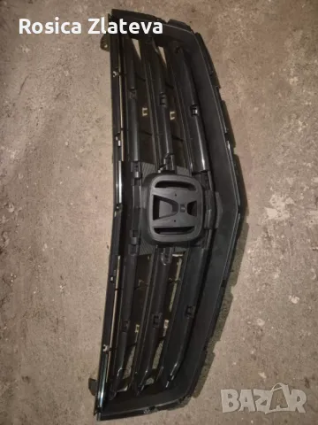 Чисто нова оригинална предна решетка