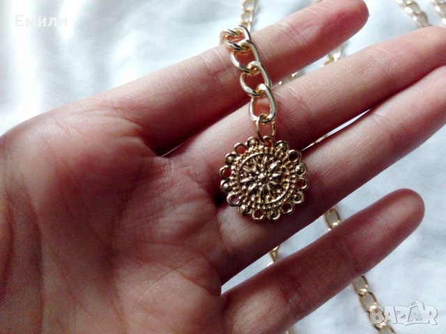 Колан тип верижка с кръгли елементи в златист цвят, снимка 4 - Колани - 34744715