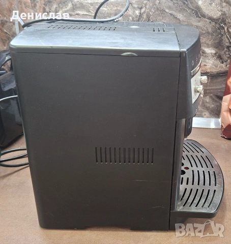 Кафеавтомат/Кафемашина Delonghi Magnifica , снимка 6 - Кафемашини - 53753604