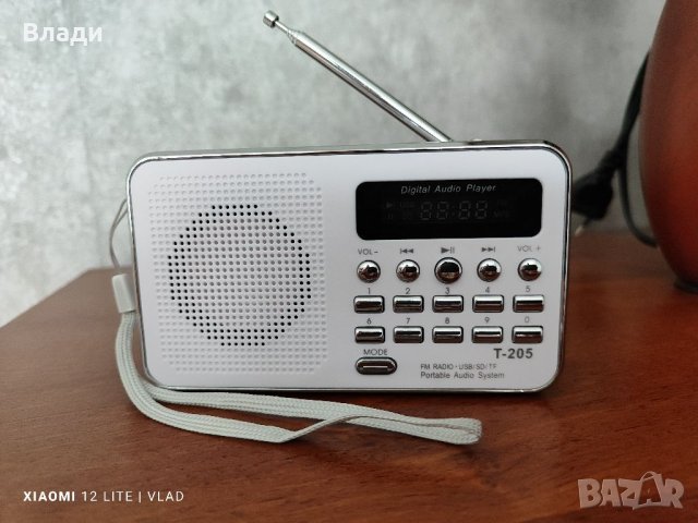 FM Радио , снимка 1 - Радиокасетофони, транзистори - 41881475