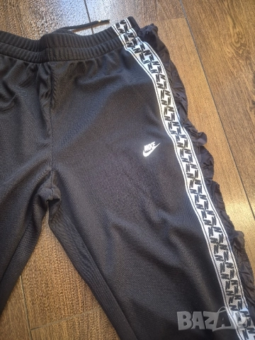 Nike долнище, снимка 3 - Спортни екипи - 51791368
