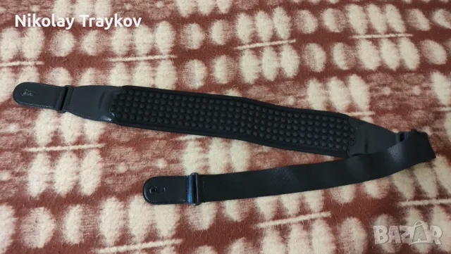 Колан за китара/бас китара LEKATO с нопренова пяна