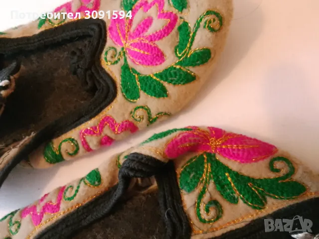 родопски терлици 100% ръчна изработка. Подходящи за подарък и лично ползване , снимка 2 - Антикварни и старинни предмети - 47616234