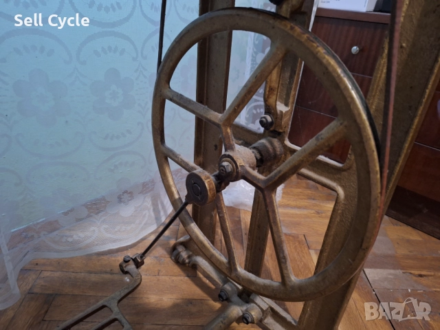 ✅РАБОТЕЩА ШЕВНА МАШИНА ЛУЧНИК ❗, снимка 5 - Шевни машини - 52539051