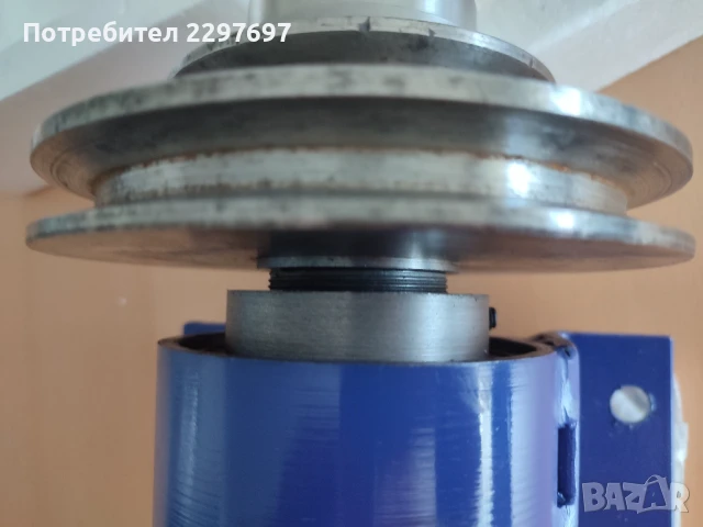 Продавам лагерно тяло за струг с универсал и шайба, снимка 5 - Други инструменти - 50537950