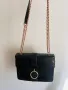 Черна дамска чантичка, снимка 1