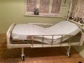 Механично болнично легло 