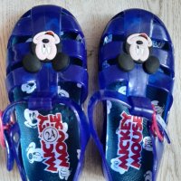 Нови гумени сандали Мики Маус , снимка 1 - Детски сандали и чехли - 35773101