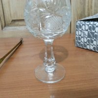 Кристални чаши, снимка 1 - Антикварни и старинни предмети - 35908762