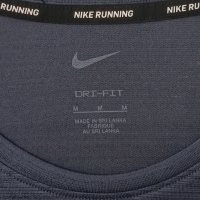 Nike DRI-FIT оригинална тениска M Найк спортна фланелка фитнес, снимка 3 - Спортни дрехи, екипи - 41370230