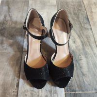 Официални обувки на ток, снимка 1 - Дамски обувки на ток - 44313179