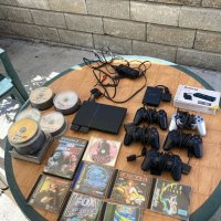 PS2 Хакнат с 5 бр джойстици , две мемори карти , към 300 игри и др, снимка 1 - PlayStation конзоли - 42266114