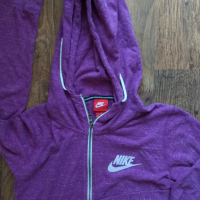  Nike Gym Vintage Fz Hoody - страхотно дамско горнище КАТО НОВО, снимка 9 - Спортни екипи - 36239474