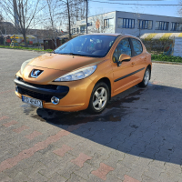 Peugeot 207 1.4i бензин , снимка 1 - Автомобили и джипове - 44838346