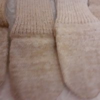Вълнени  чорапи ръчно изплетени и вълнен цедилник, снимка 1 - Други - 40844809