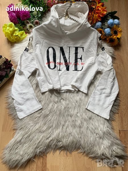 Бял къс суитшърт, снимка 1