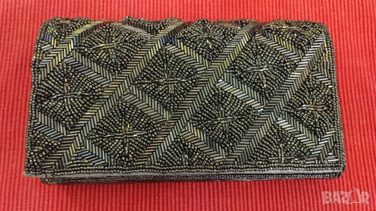 Бална, вечерна дамска чантичка с маниста. , снимка 1