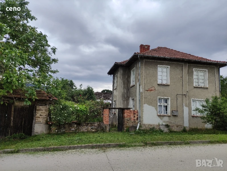 продавам къща в с.Стефаново, снимка 1
