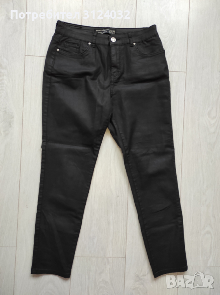 Продавам черен кожен панталон 40 номер, снимка 1