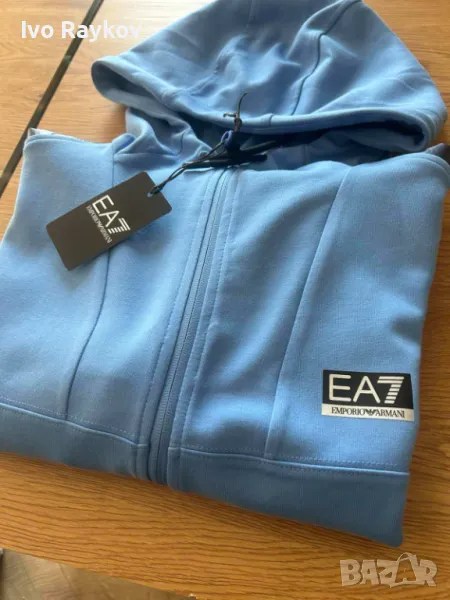 Суитчър Emporio Armani , нов , оригинален , снимка 1