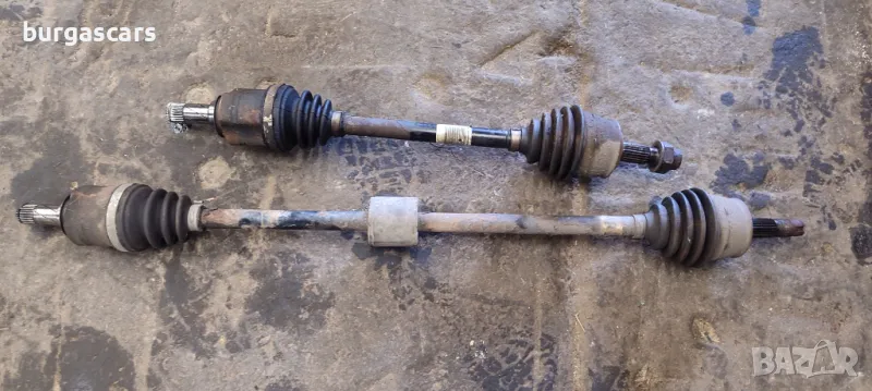 Полуоски лява дясна Opel Corsa D 1.2 бензин - 60лв, снимка 1