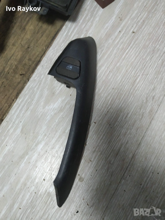 Лява , дръжка ,Бутон, копче стъкла за VW Golf MK3 , 1H4867197, снимка 1