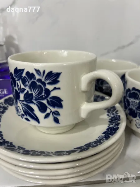 Реколта от 1970 г. на Broadhurst „Garland“ дуо от чаша, чинийка за чай / Broadhurst Ironstone / син , снимка 1