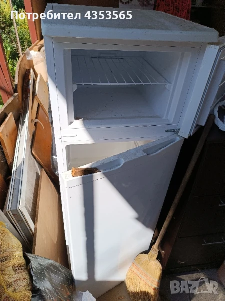 Хладилник с горна камера , снимка 1