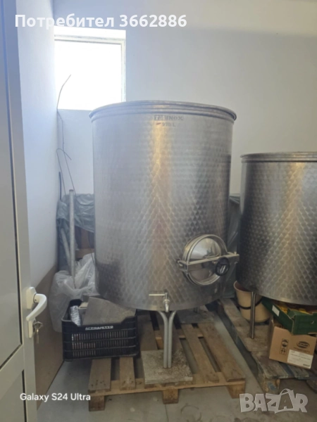 Продавам неръждаеми съдове за вино, снимка 1