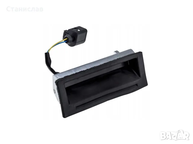 Бутон за багажник за Porsche Cayenne 9PA – 95561327100