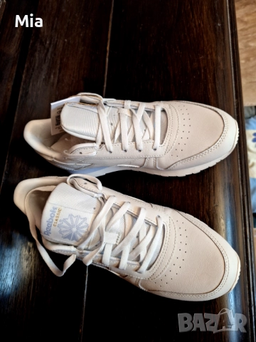 Продавам дамски маратонки Reebok, снимка 3 - Маратонки - 52075648