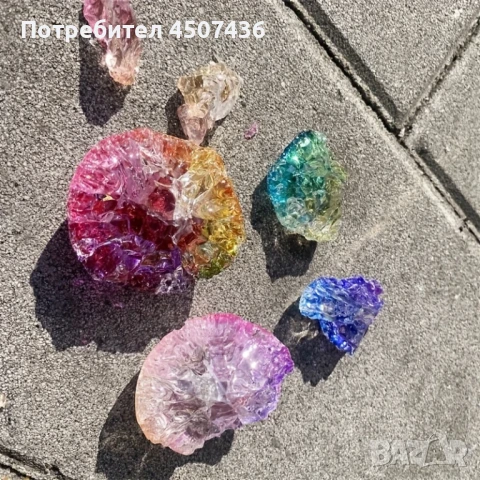 Елегантна Многоцветна Кристална Топка с метална стойка , снимка 4 - Декорация за дома - 50813164