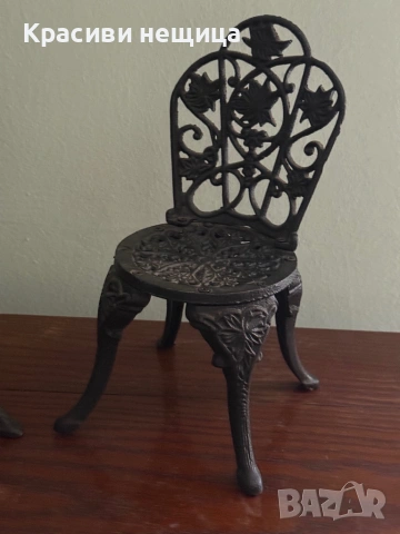 Чифт чугунени столчета, снимка 3 - Антикварни и старинни предмети - 53062529