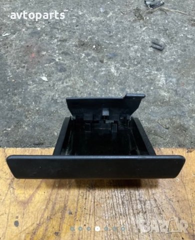 Peugeot 307 Лайсни табло,шкафчета и пепелник, снимка 4 - Части - 40376265