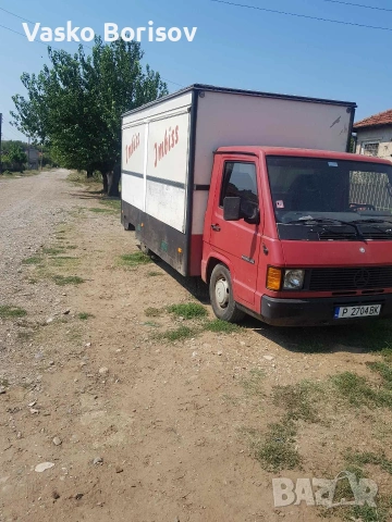 продавам оборудван кемпер Mercedes MB100, снимка 2 - Каравани и кемпери - 53540229