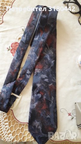 Мъжка вратовръзка Pierre Cardin/нова