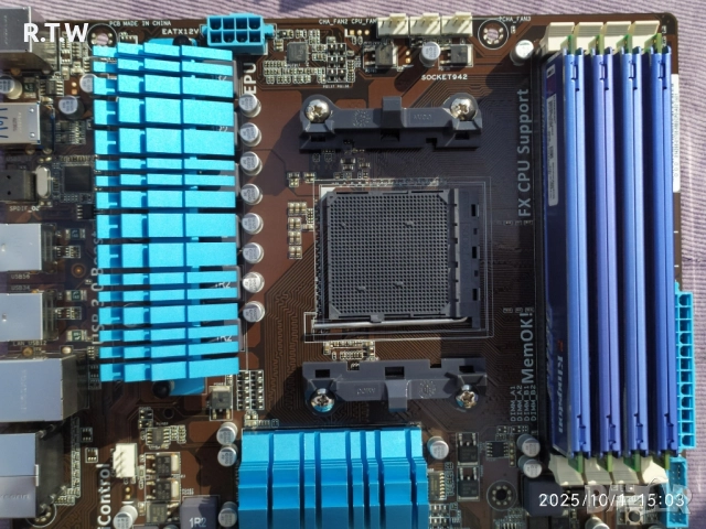 Комплект RAM памети 8GB (4x2GB) Kingston HyperX blu DDR3 1600/1333MHz, снимка 9 - RAM памет - 51991739