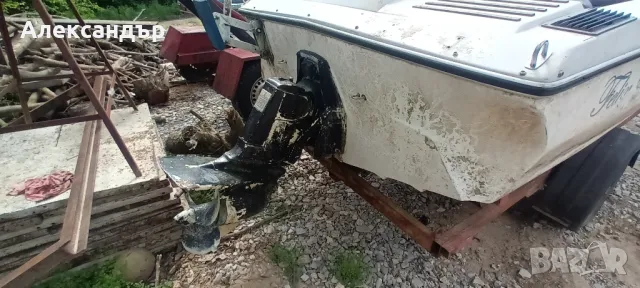 лодка с бордови двигател, снимка 3 - Воден транспорт - 50160454